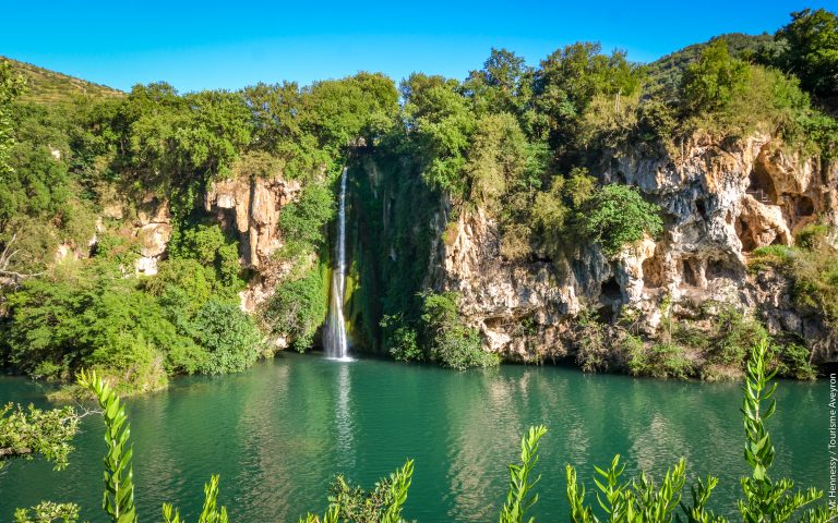 photo 9 Cascade des baumes Saint Rome de TarnM Hennessy Tourisme Aveyron 768x480